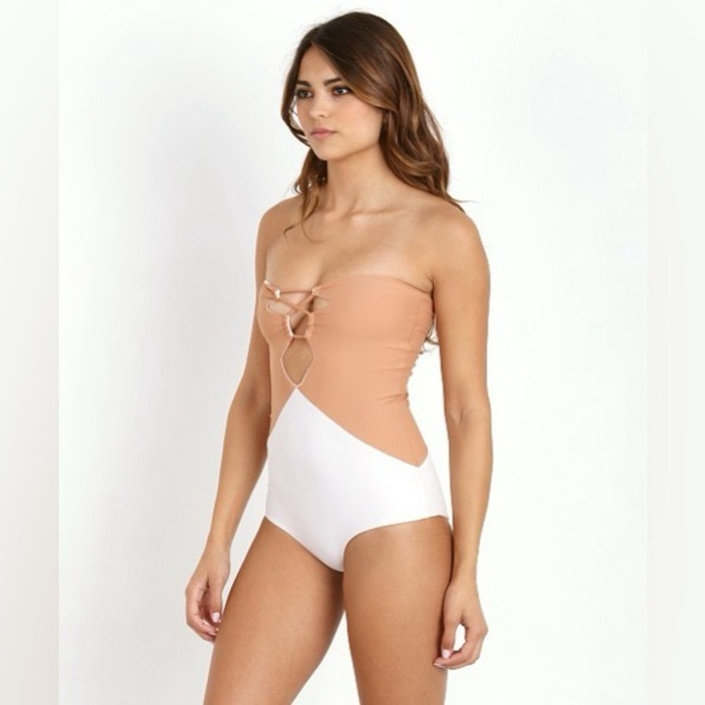 Acacia BRONX One Piece Swimsuit Size M Haupia Colorblock combo sand/terracotta